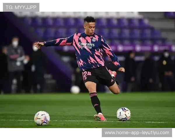 卡塞米罗补射进球展现阅读能力