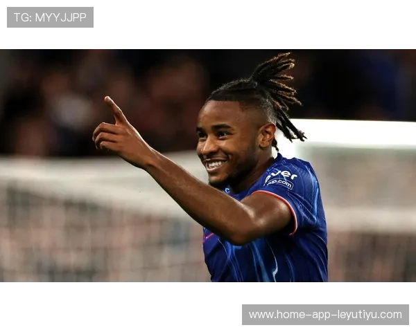 切尔西边路快攻成型，恩昆库插上挑射得手