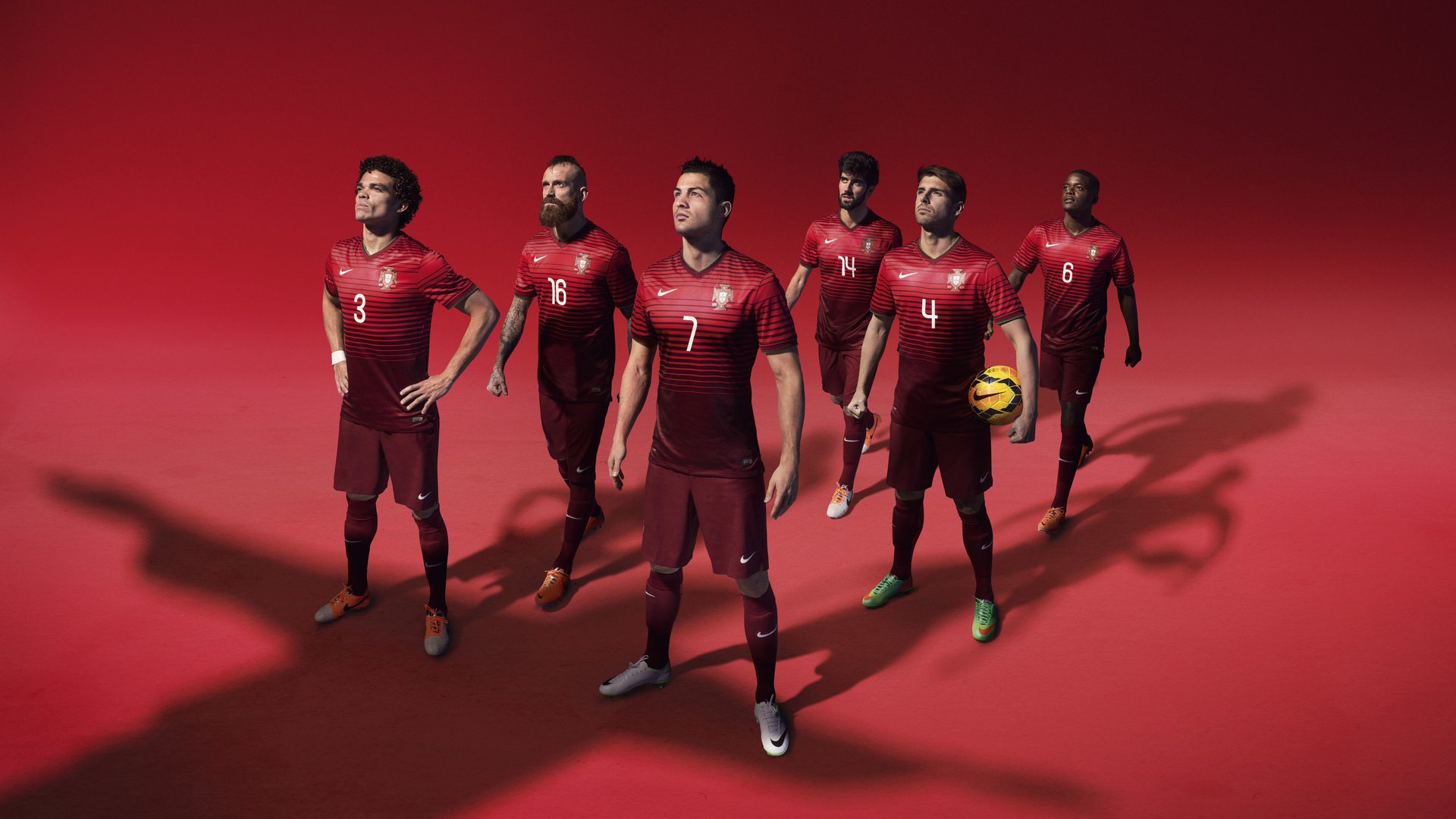 职业联赛球员状态跟踪平台未实现共享