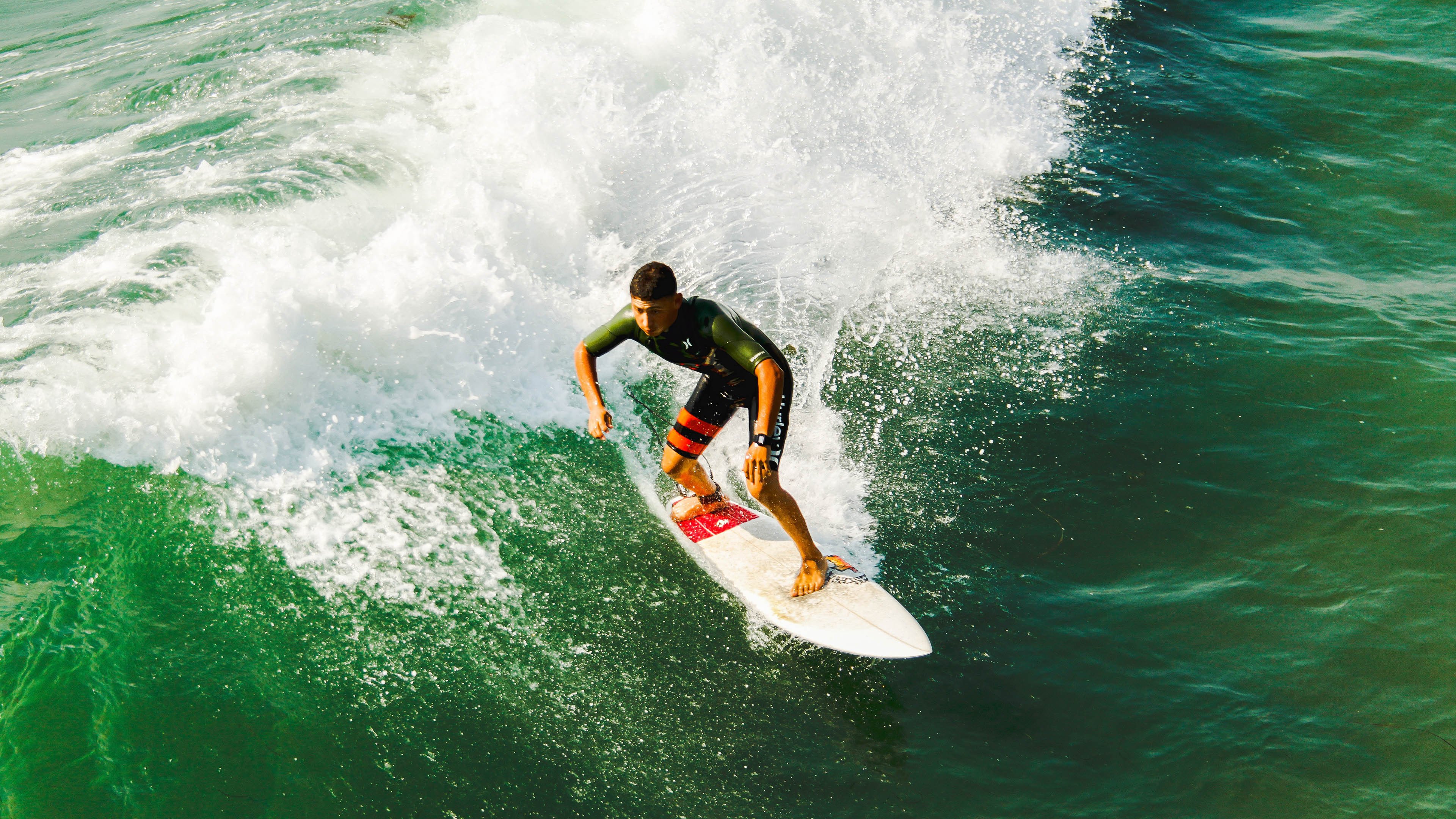 自由泳冲刺摩纳哥保持领先节奏，自由泳 冲刺